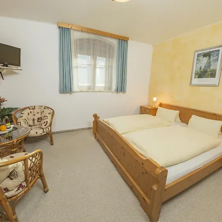 Pension Rega بيت ضيافة