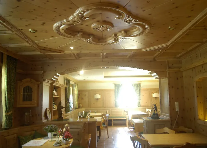 ゲストハウス Pension Rega